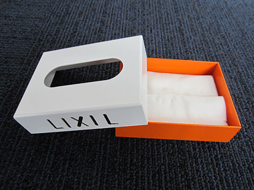 ティッシュBOX